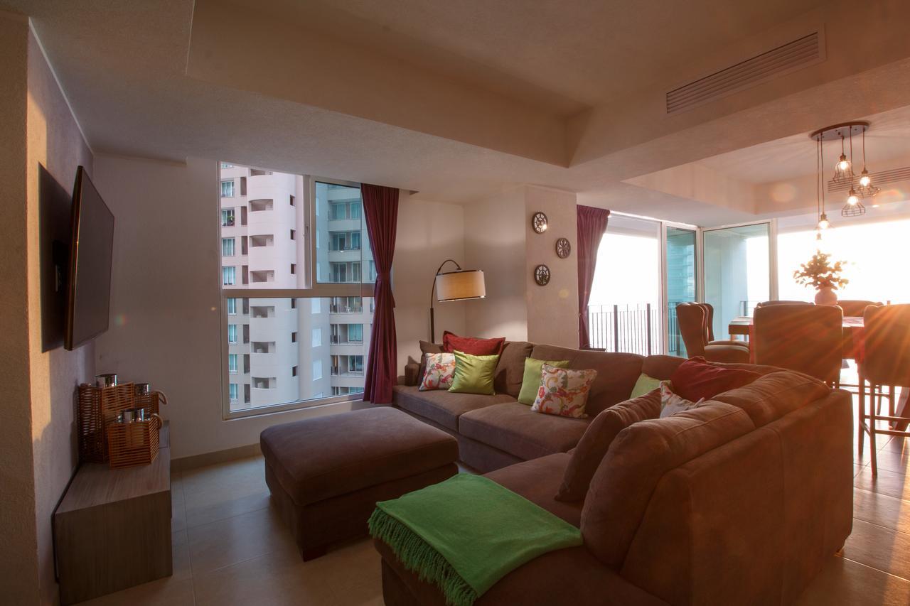 910-3000 Grand Venetian P.V. Apartment Puerto Vallarta Bagian luar foto