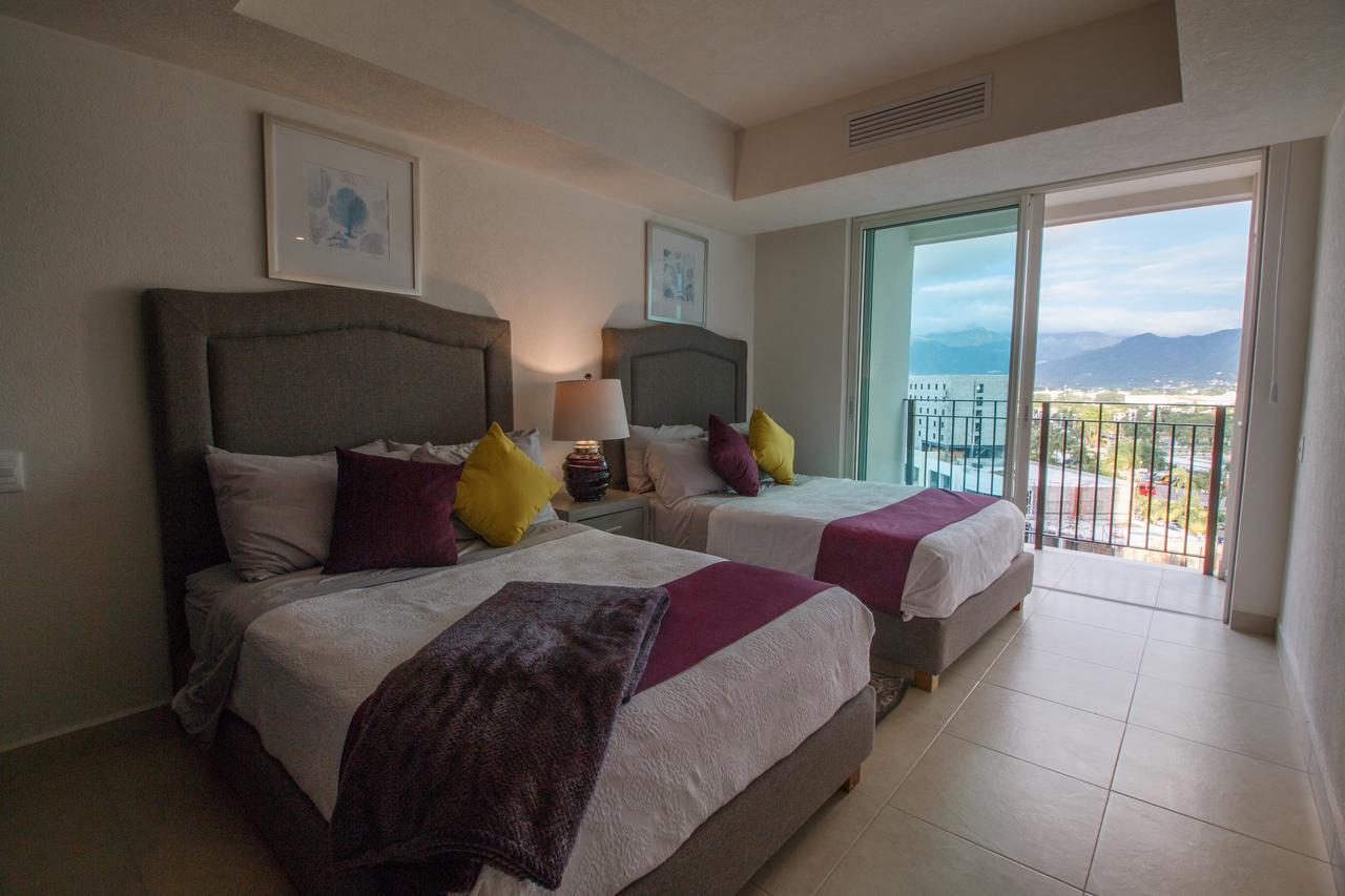 910-3000 Grand Venetian P.V. Apartment Puerto Vallarta Bagian luar foto